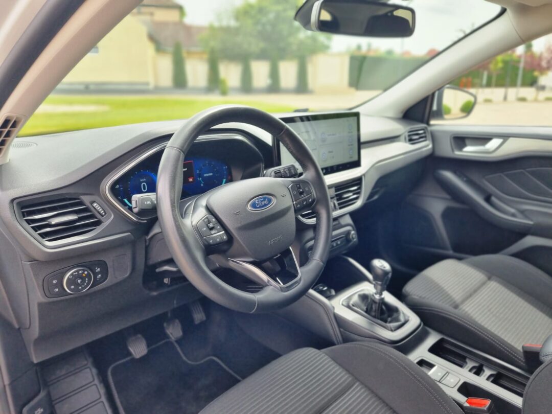 FORD FOCUS HATCHBACK 2023-03 | Benzina | Hybrid | Virtual | Navi | Camera | 168.000Km