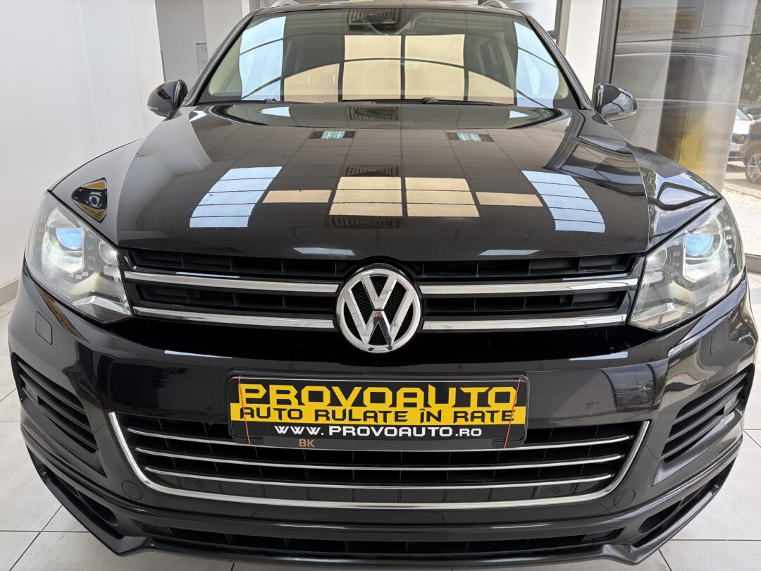 VOLKSWAGEN TOUAREG 4X4 SUV R-Line 2014-11 Diesel | Navi 3D | Faruri Led Xenon | 245.000Km