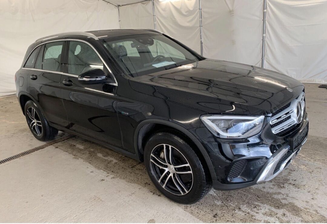 MERCEDES GLC 300e | 2021-09 | 2.0B-320 | Virtual | Navi | Led | Camera | 160.000 Km