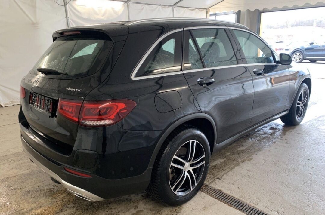 MERCEDES GLC 300e | 2021-09 | 2.0B-320 | Virtual | Navi | Led | Camera | 160.000 Km