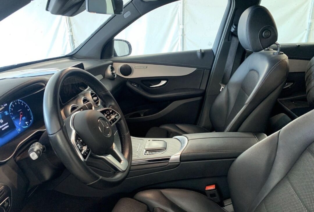 MERCEDES GLC 300e | 2021-09 | 2.0B-320 | Virtual | Navi | Led | Camera | 160.000 Km