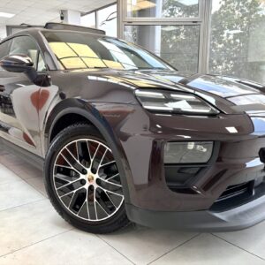 PORSCHE MACAN 4 | 2025-02 | 100 Kwh | 408 HP | 2 X Virtual | 2 X Navi | Led | Camere | Pano | Bose | Distronic | 26.000Km | 690Km