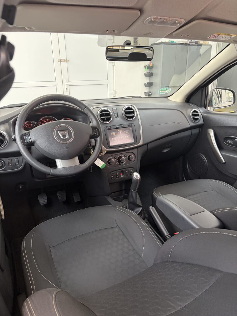 DACIA LOGAN BREAK| 2014-04 | 0.9B | 90CP| Clima Ac | Navi | 227.000 Km |