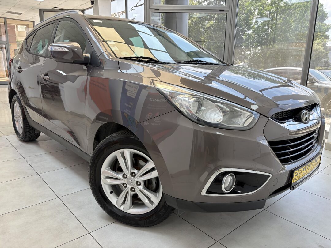 HYUNDAI IX-35 SUV | 2012-06 | 1.7D-115CP | 213.000 | Km