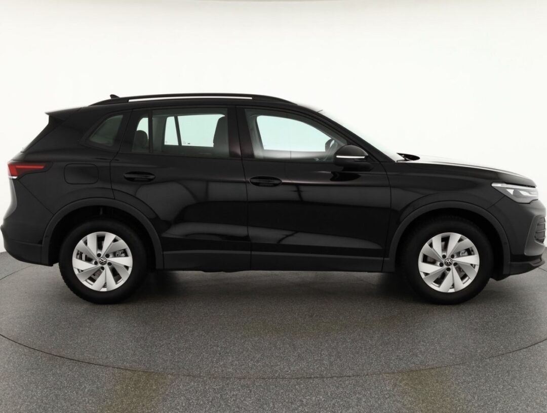 VOLKSWAGEN TIGUAN | 2025-01 |1.5B-131HP Virtual 3D | Navi | Led | Camera | 28.000 Km