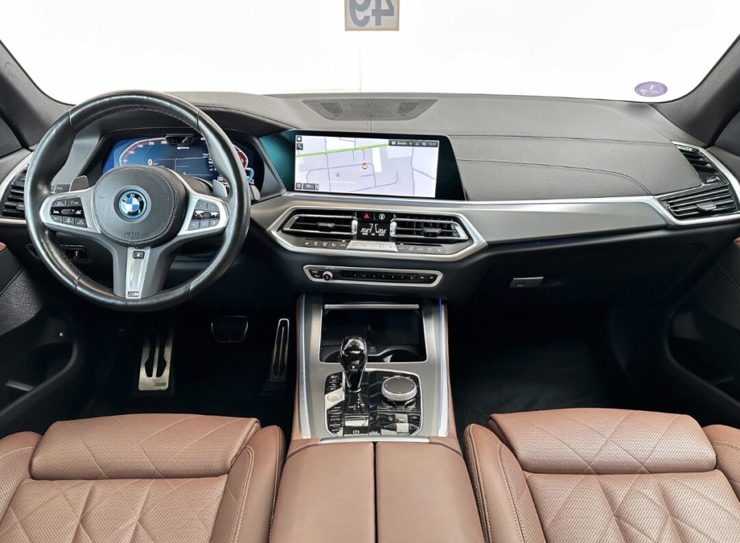 BMW X5 X-DRIVE M | 2023-03| 3.0B | 286CP | Virtual | Navi | Led | Camera | 150.000 Km