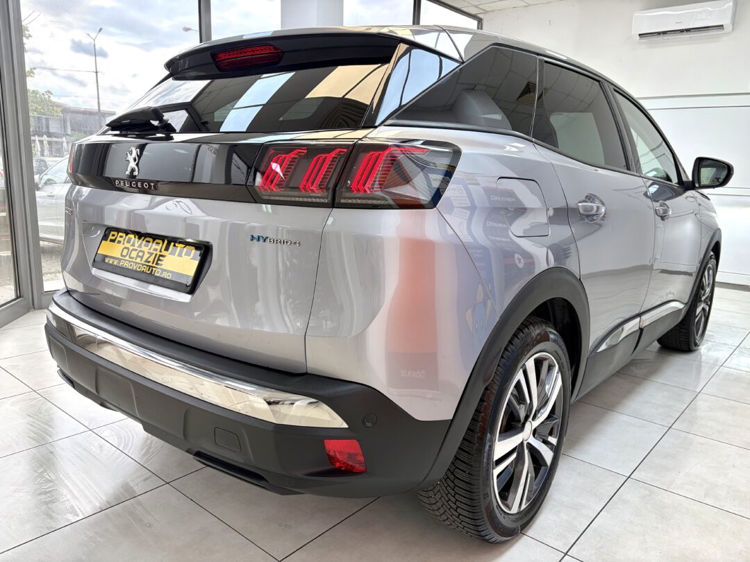 PEUGEOT 3008 HYBRID-4 4X4 | 2022-03 | Virtual | Navi | Led | Camera | 58.000 Km