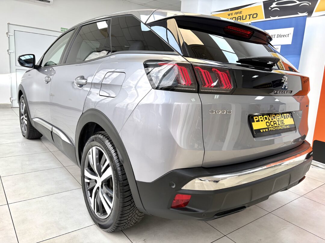 PEUGEOT 3008 HYBRID-4 4X4 | 2022-03 | Virtual | Navi | Led | Camera | 58.000 Km