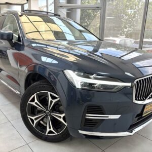 VOLVO XC-60 T6 AWD | 2021-10 | Virtual | Navi | Pano | Camera | Hybrid | 151.000 Km