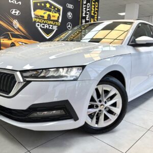 SKODA OCTAVIA IV BREAK 2.0D | 2021-12 | Virtual | Navi | Cristal Led | 212.000 Km