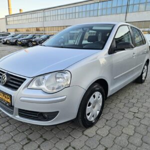 VOLKSWAGEN POLO | 2006-04 | Clima Auto | Radio CD | 316.000 Km