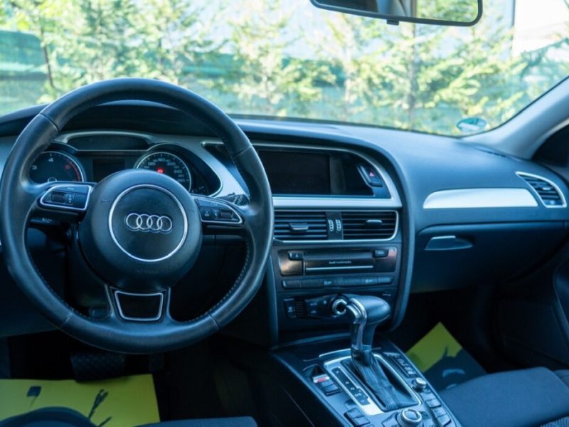 audi-a4-avant-s-line-2015-2-0tdi-150cp-navi-xenon-led-240-000-km
