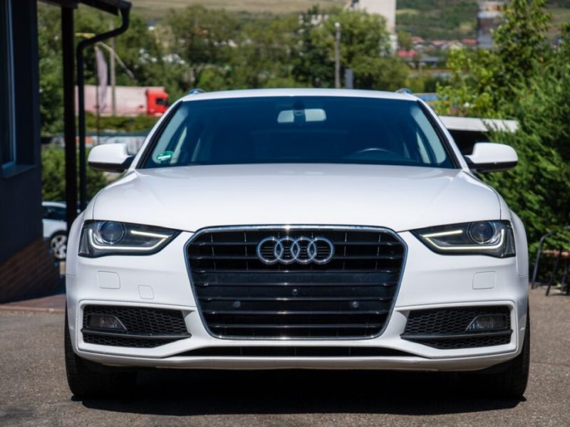 audi-a4-avant-s-line-2015-2-0tdi-150cp-navi-xenon-led-240-000-km