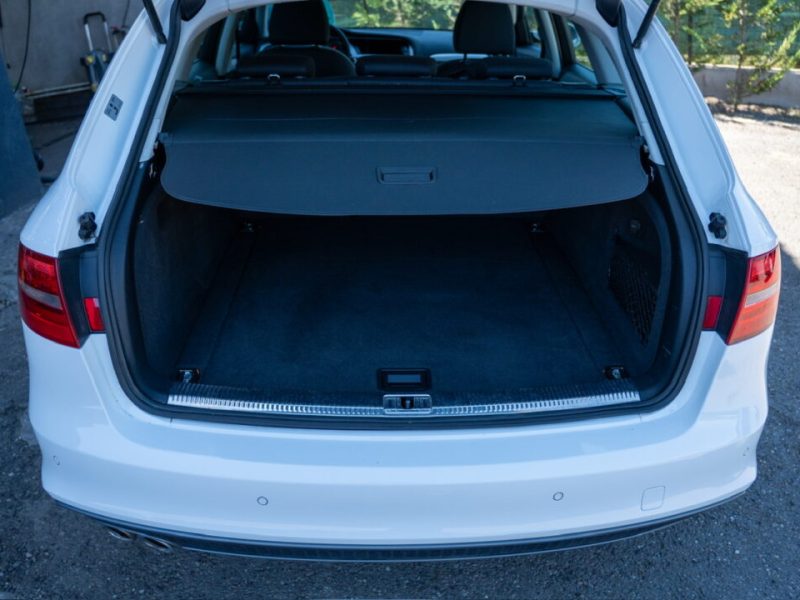 audi-a4-avant-s-line-2015-2-0tdi-150cp-navi-xenon-led-240-000-km