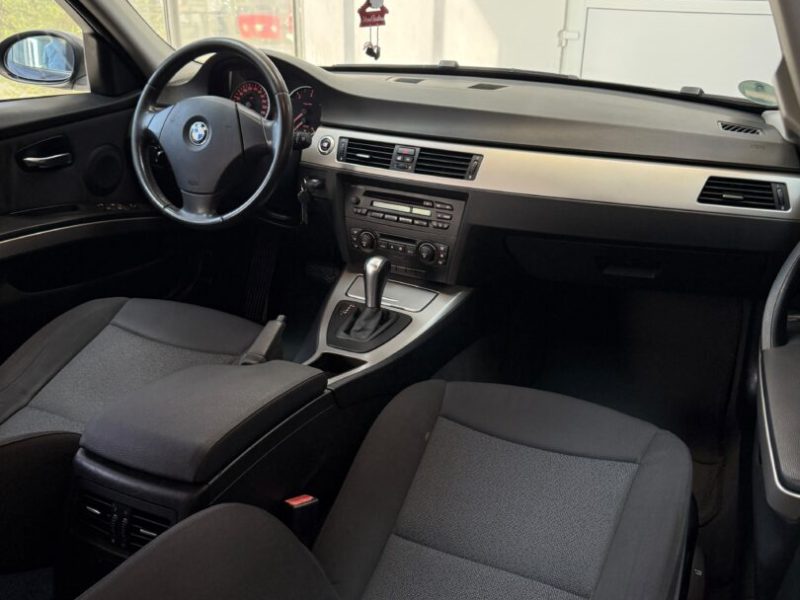 bmw-seria-320d-sedan-2005-04-clima-auto-bi-xenon-radio-cd