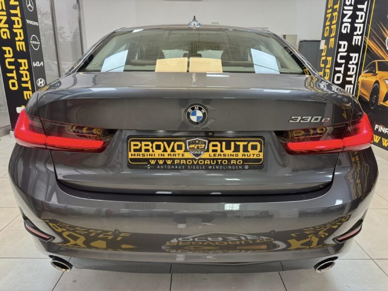 bmw-seria-330e-hybrid-2020-03-digital-gps-navi-led-camera