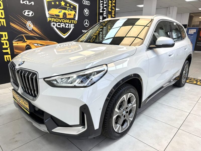 bmw-x1-s-drive-forward-4x2-2023-09-virtual-navi-led-camera