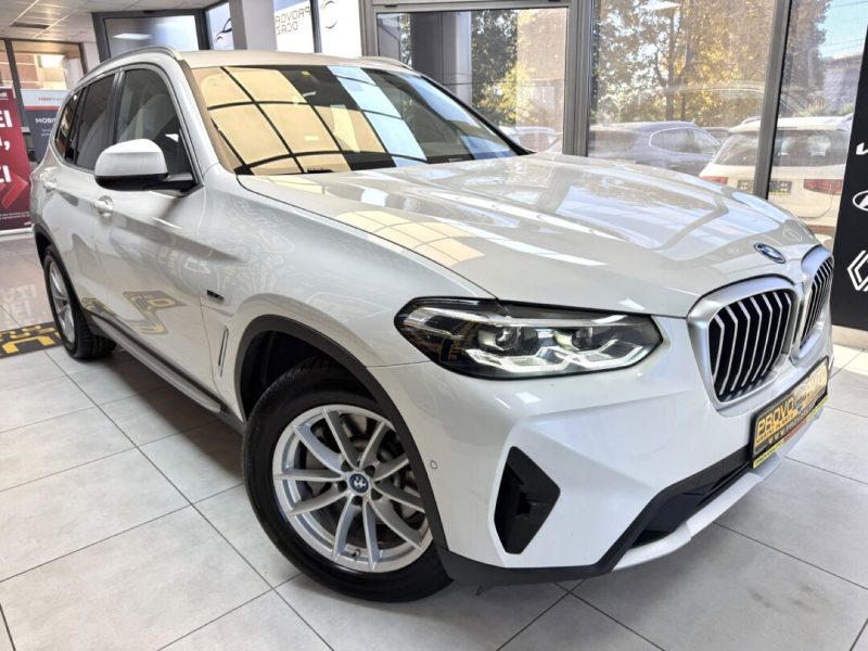 bmw-x3-30e-x-drive-phev-2022-03-digital-gps-navi-led-camera