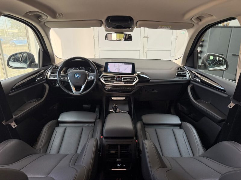 bmw-x3-30e-x-drive-phev-2022-03-digital-gps-navi-led-camera