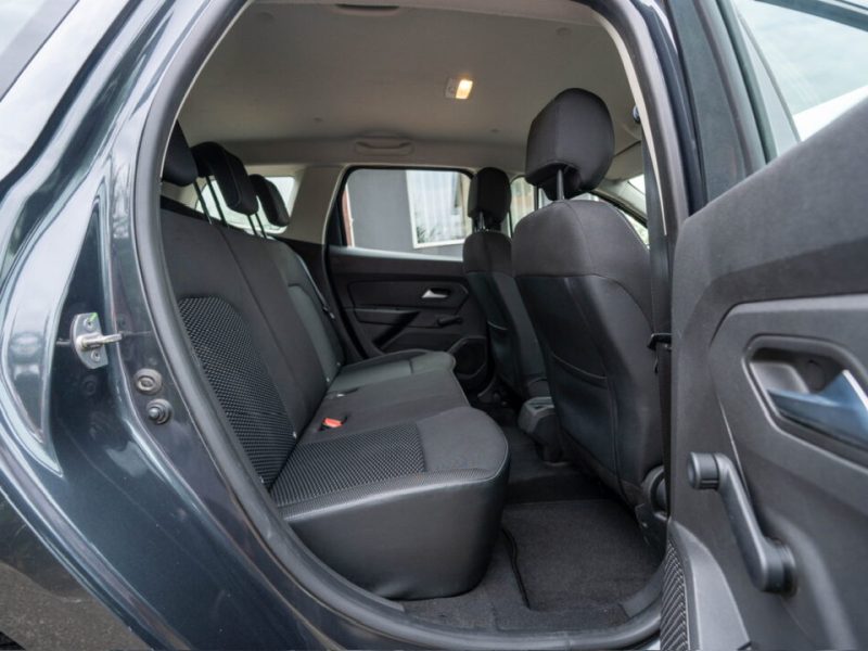 dacia-duster-2018-1-6b-116cp-led-daylight-mp3-player-106-000-km