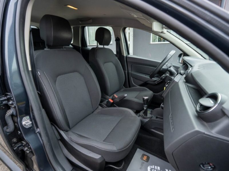 dacia-duster-2018-1-6b-116cp-led-daylight-mp3-player-106-000-km