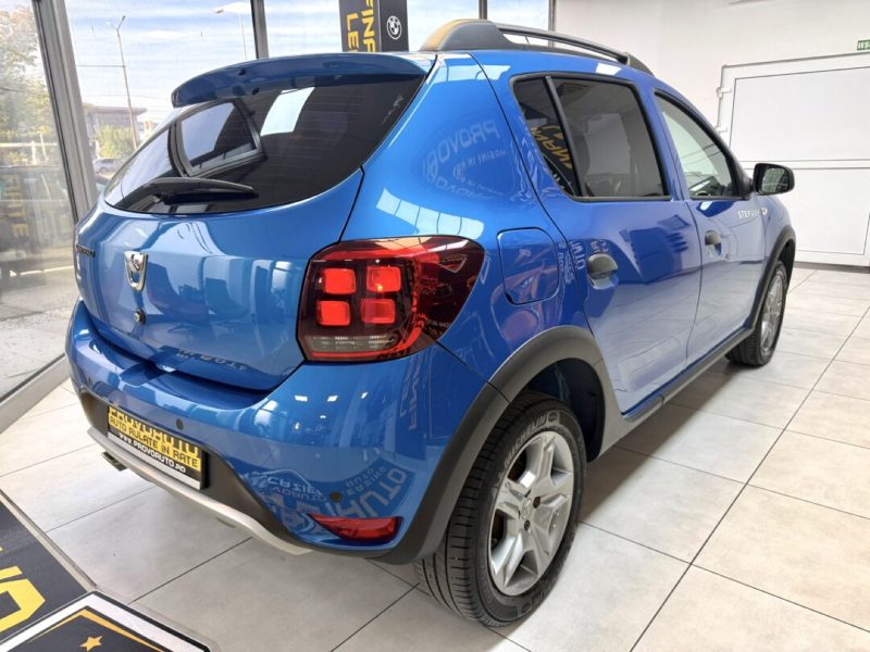 dacia-sandero-stepway-2019-06-gps-navi-led-camera