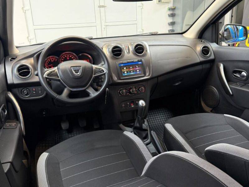 dacia-sandero-stepway-2019-06-gps-navi-led-camera