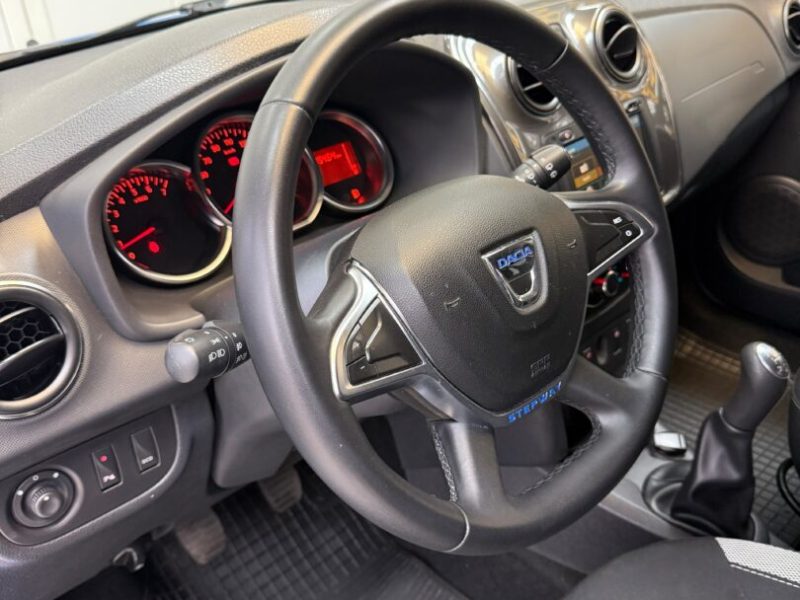 dacia-sandero-stepway-2019-gps-navi-led-camera
