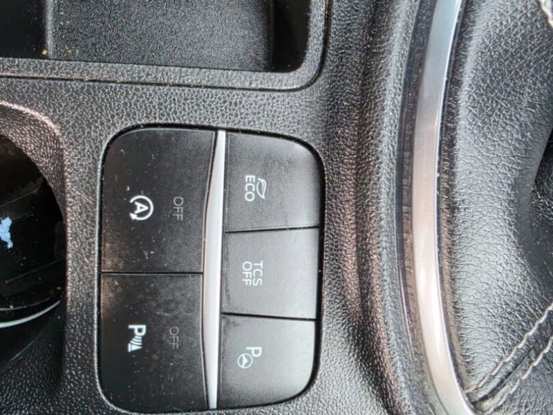 ford-fiesta-vignale-2019-1-0b-125cp-navi-led-130-000-km