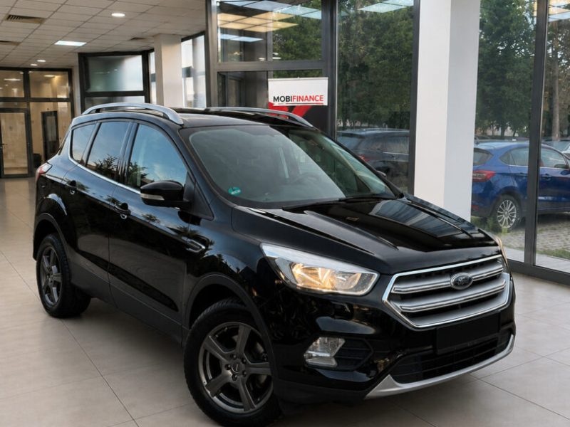 ford-kuga-2017-1-5b-150cp-navi-147-000-km