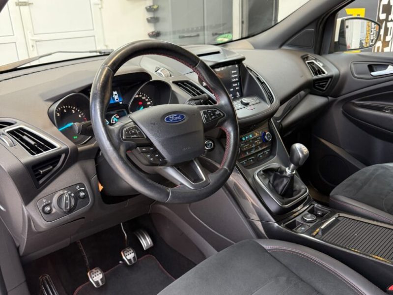 ford-kuga-st-line-2018-01-gps-navi-led