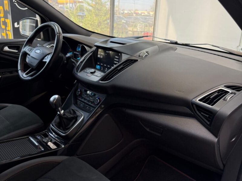 ford-kuga-st-line-2018-01-gps-navi-led