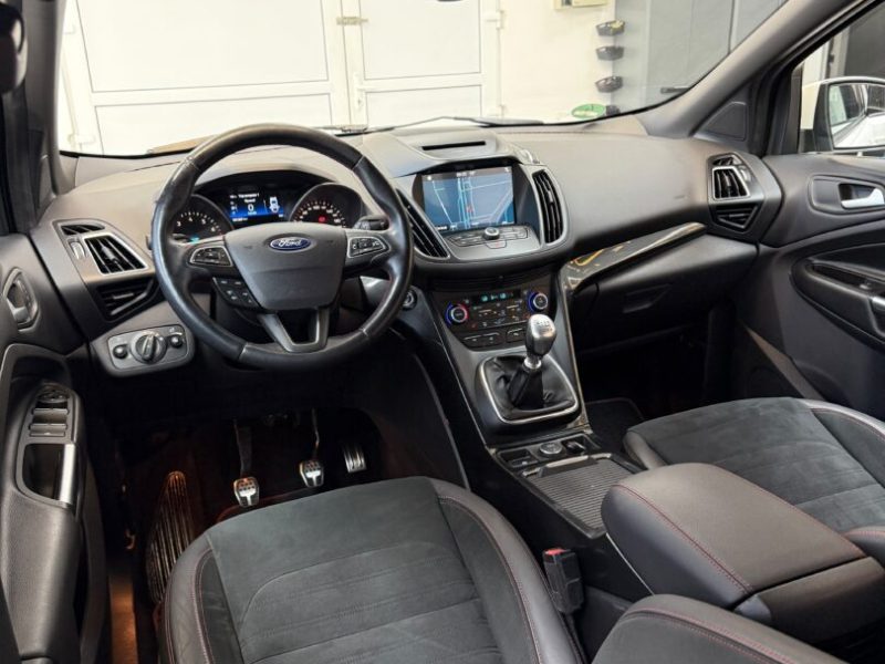 ford-kuga-st-line-2018-01-gps-navi-led