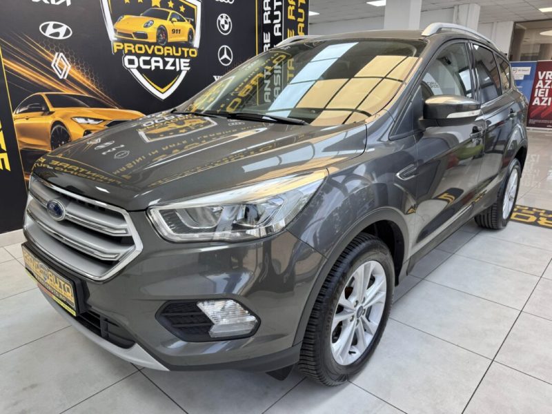 ford-kuga-titanium-2018-04-gps-navi-led-camera