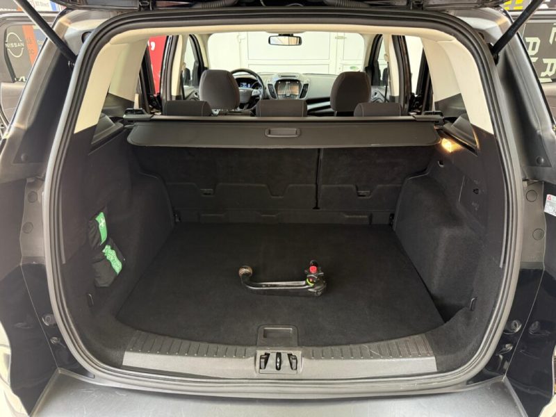 ford-kuga-titanium-2018-06-gps-navi-led-camera-144-000-km