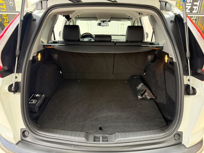 honda-cr-v-awd-hybrid-2022-06-digital-gps-navi-led-camera