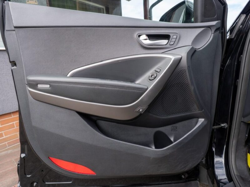 hyundai-santa-fe-2015-2-2crdi-197cp-navi-led-awd-209-000-km