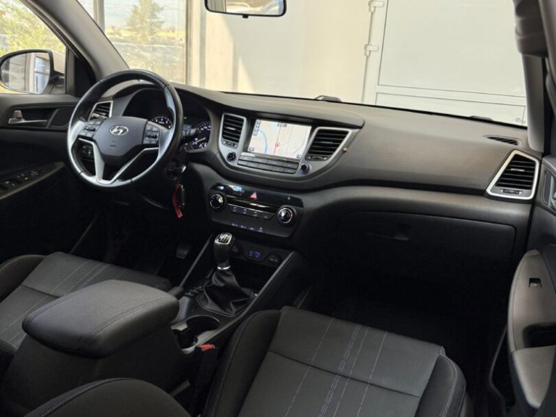 hyundai-tucson-2018-04-gps-navi-led-camera