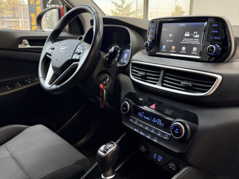 hyundai-tucson-2019-02-gps-navi-led-camera
