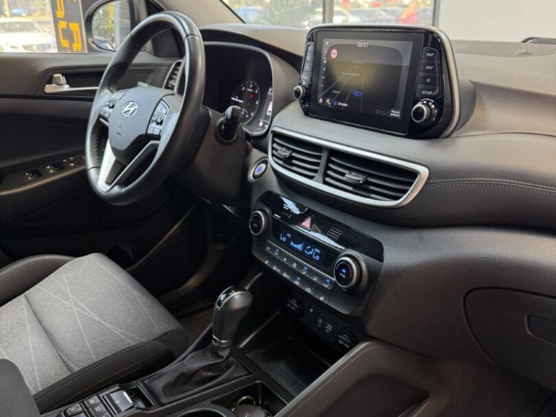 hyundai-tucson-2019-11-gps-navi-led-camera