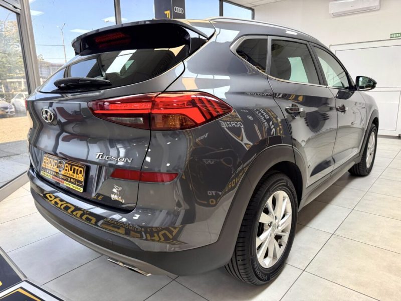 hyundai-tucson-2019-11-gps-navi-led-camera