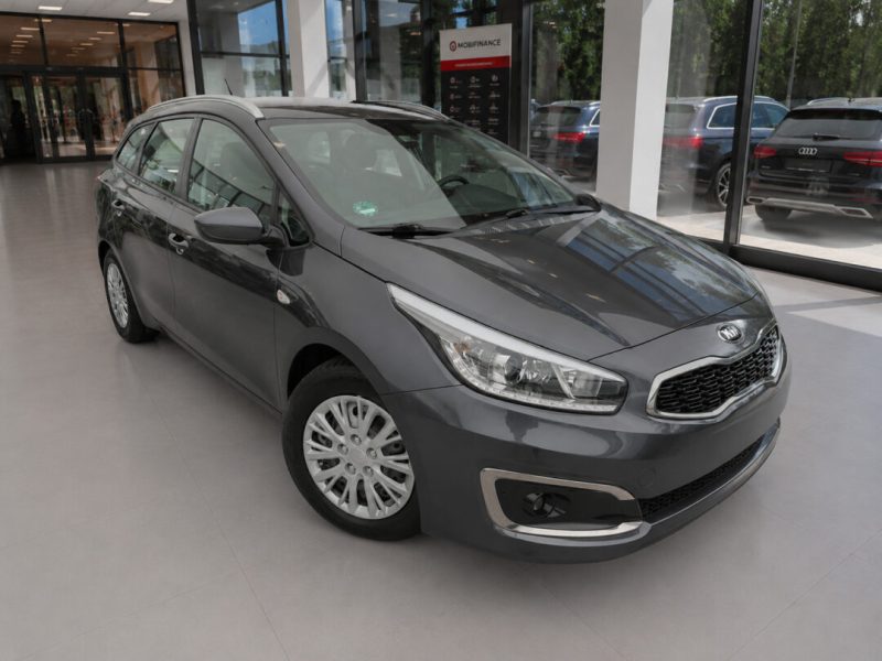 kia-ceed-break-2016-1-6d-110cp-navi-led-238-000-km