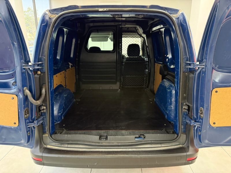 mercedes-citan-108d-2022-08-navi-led-camera-304-000-km