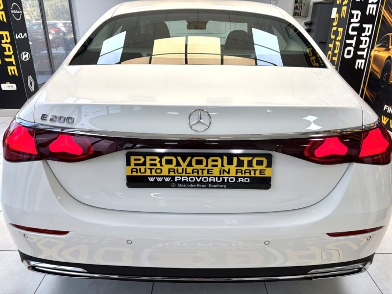 mercedes-e-classe-avangard-2025-11-digital-navi-led-camera