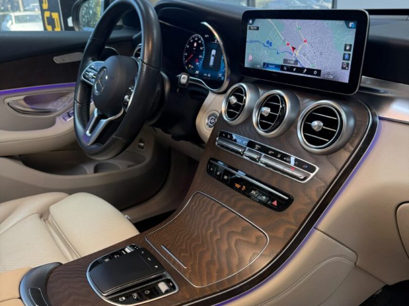 mercedes-glc-300e-4matic-2020-11-virtual-navi-led-camera-pano