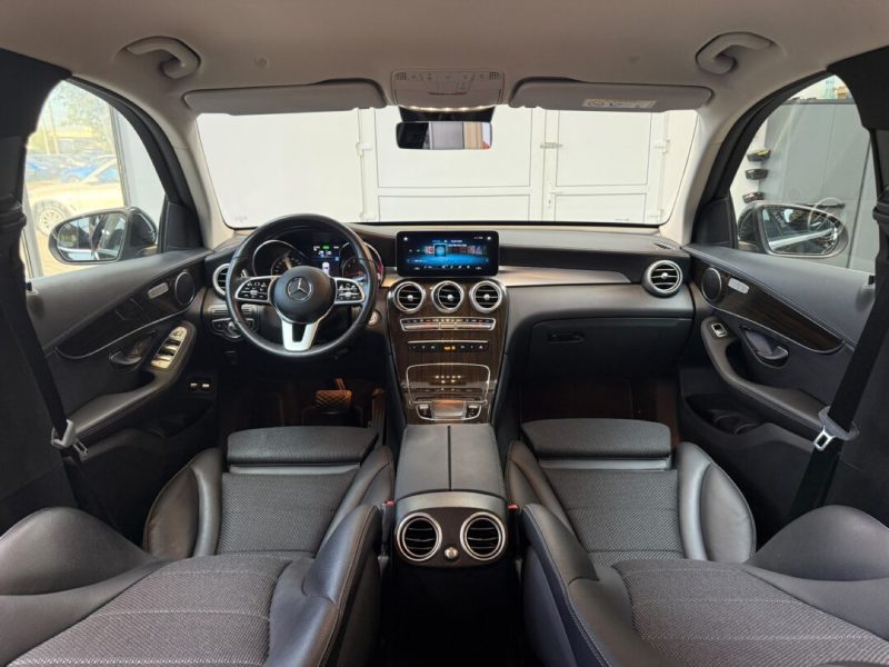 mercedes-glc-300e-4matic-2021-08-gps-navi-led-camera