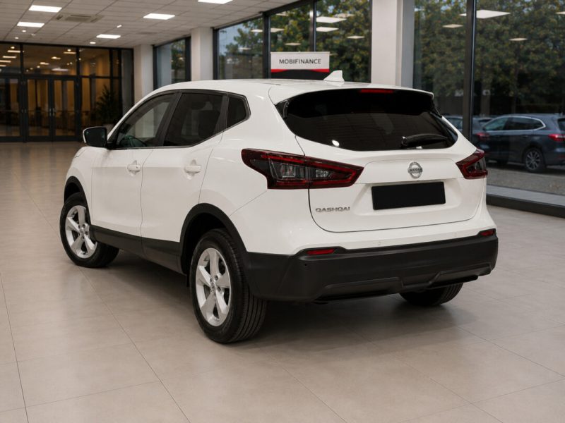 nissan-qashqai-2021-1-33b-158cp-navi-led-automat-180-000-km