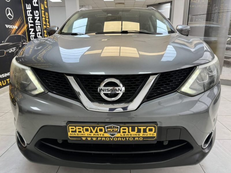 nissan-qashqai-tekna-2015-02-gps-navi-led-camera-pano
