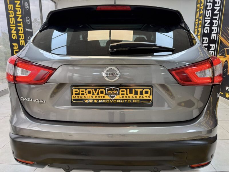 nissan-qashqai-tekna-2015-02-gps-navi-led-camera-pano