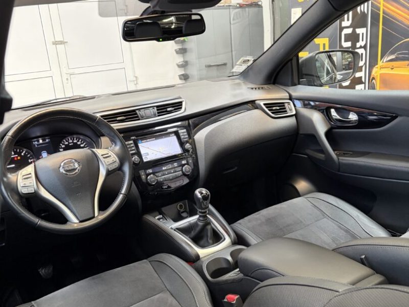 nissan-qashqai-tekna-2016-10-navi-led-pano-camera-243-000-km